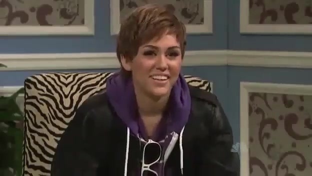 Miley Cyrus  as Justin Bieber  SNL 0906