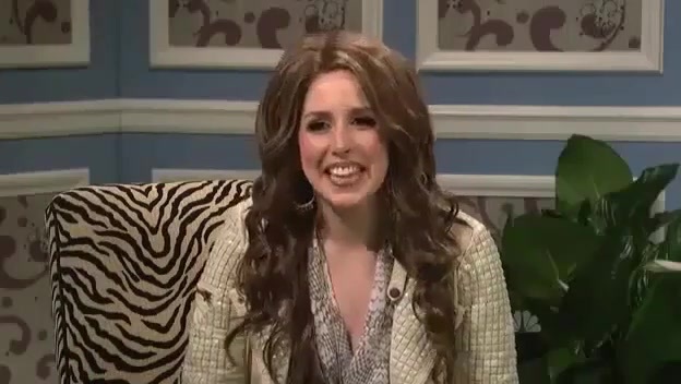 Miley Cyrus  as Justin Bieber  SNL 0948