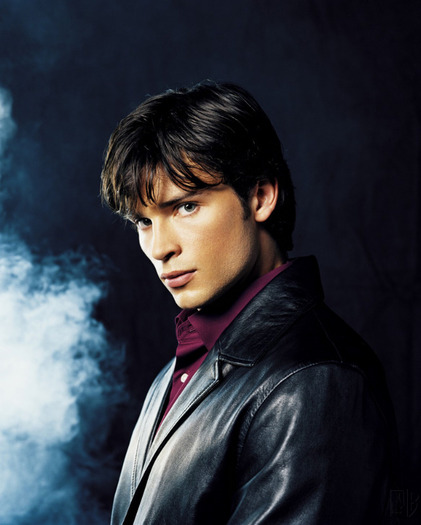 Clark Kent (14) - Tom Welling