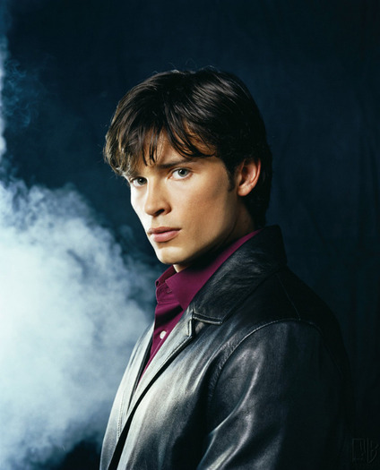 Clark Kent (15) - Tom Welling