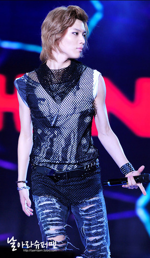 (560) - Lee Taemin