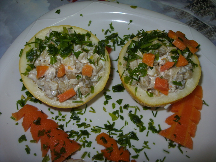 salata de fasole pastai cu pui si maioneza - CATE CAVA DIN BUCATARIA MEA II