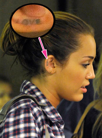 Miley Cyrus, tatuat%u0103 