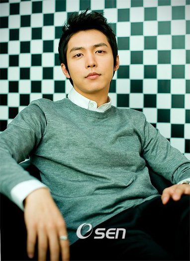 167794_182216271812514_117146304986178_448584_2725377_n - a---ryu sang wook---a