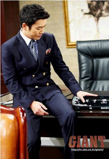 155507_165662693474775_157102967664081_303723_3239500_n - a---joo sang wook---a