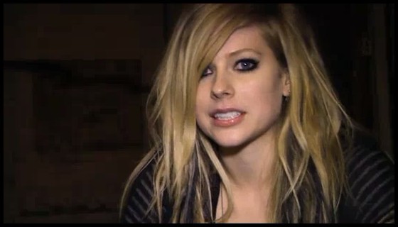 bscap0052 - ALBUM PHOTO SHOOT - Avril Lavigne - Making of Goodbye Lullaby