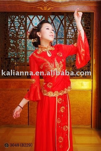 Embroidered_Chinese_traditional_cheongsam_Cantonese_style_qun - Costume traditionale chinezesti