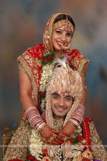 Angad Hasija & Pari