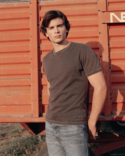 Tom Welling (11) - x Season 1 x