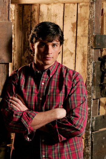 Clark (17) - x Season 4 x