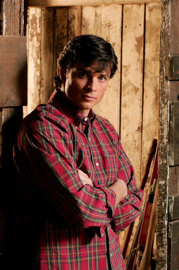 Clark (19) - x Season 4 x