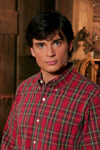 Clark (14) - Tom Welling