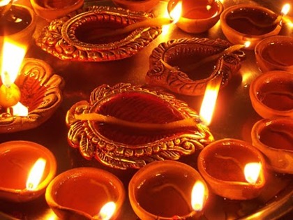 Diwali Pooja Wallpaper - Diwali - Festivalul Luminilor sau Simbolul Victoriei