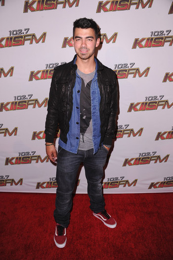 Joe+Jonas+KIIS+FM+Wango+Tango+2011+Arrivals+IV9kWoAIiUyl