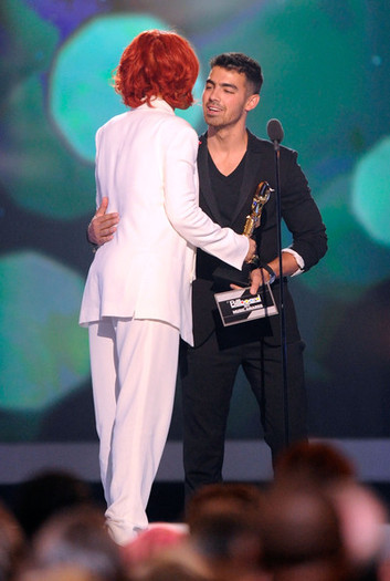 Joe+Jonas+2011+Billboard+Music+Awards+Show+LeYp_XclJFtl