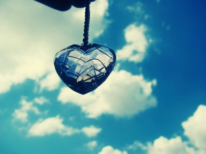 heart_in_the_sky2_by_simplethingsphotos-d2xss5f