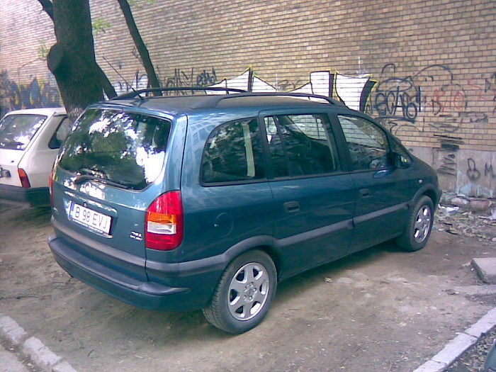 opel Zafira