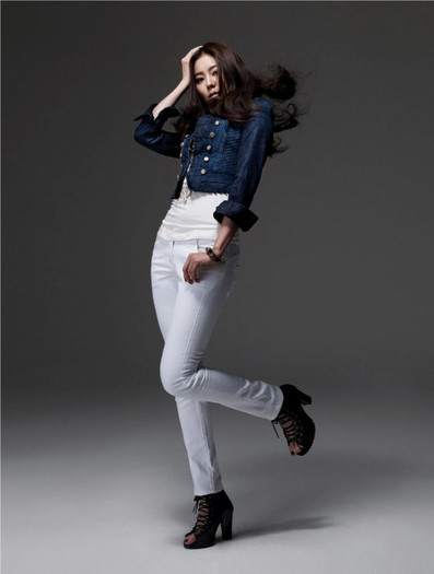 South%20Korean%20dance-pop%20singer%20UEE%20(107) - a---uee---a