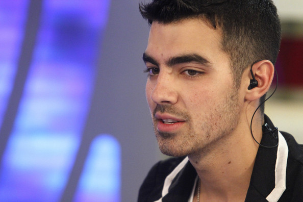 Joe+Jonas+Joe+Jonas+Visits+El+Hormiguero+Madrid+k_p_BdxDeKel