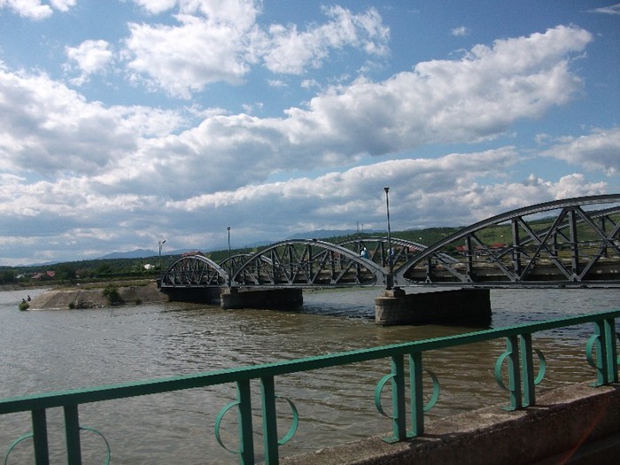 podul peste Jiu - Orasul meu TG-JIU  -  Judetul   GORJ
