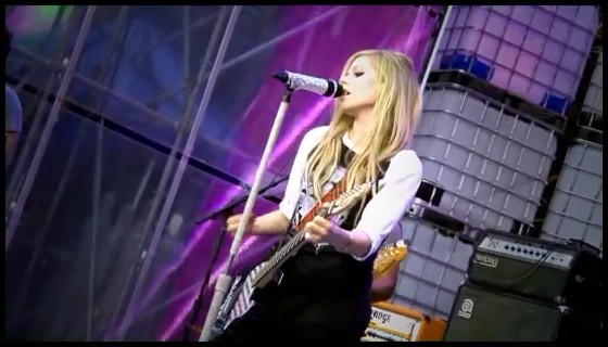 bscap0103 - Avril MMVA SoundCheck