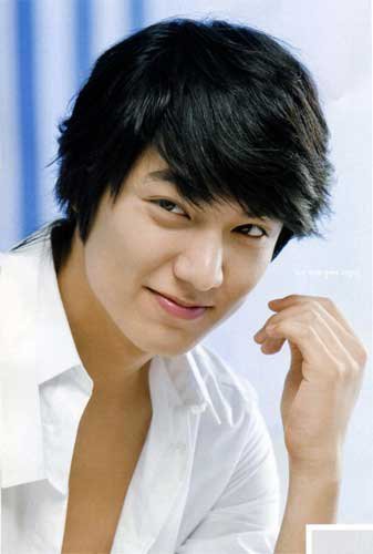 268199_225243497508128_100000674384817_745851_7347306_n - o Lee Min Ho o