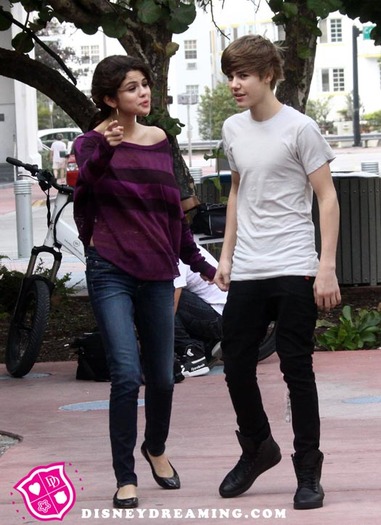 Selena-Gomez-Justin-Bieber-Miami-1