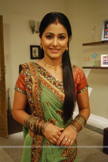 HINA53 - HINA KHAN AND KARAN MEHRA-AKSHARA AND NAITIK