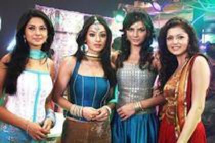 37706652_XVDBWNSVH - Drashti Dhami sau Dr Muskaan Chadda