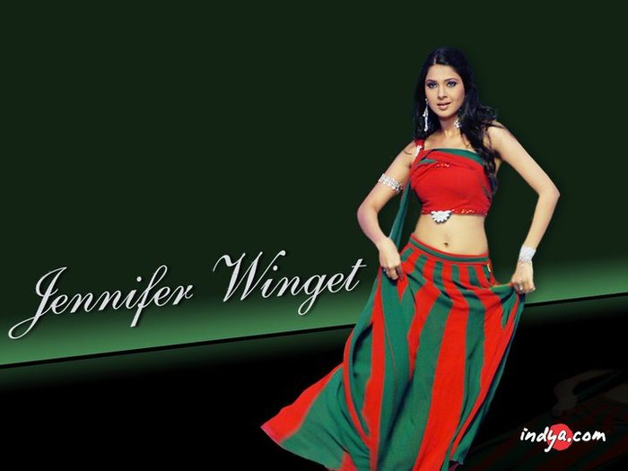 35391_130968186940362_129813000389214_135537_5432923_n - Jennifer Winget