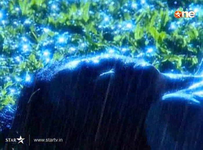 m719A - DILL MILL GAYYE KaSh As ArSh Panchgani Rain Scene Caps I