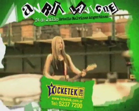 bscap0123 - Avril Lavigne en Buenos Aires 2011 - Black Star Tour commercial