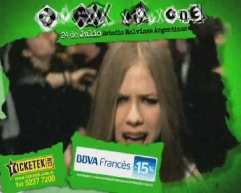 bscap0203 - Avril Lavigne en Buenos Aires 2011 - Black Star Tour commercial