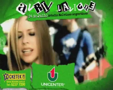 bscap0323 - Avril Lavigne en Buenos Aires 2011 - Black Star Tour commercial