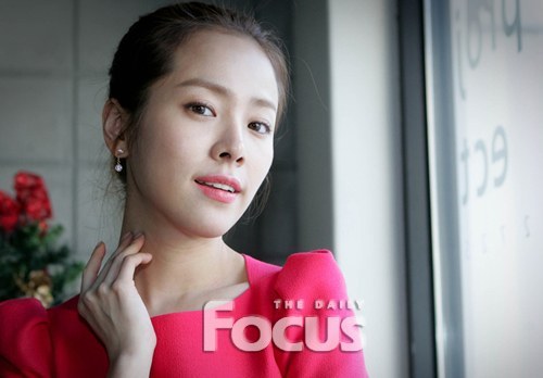 41411911_KBKULXBCU - a---han ji min---a