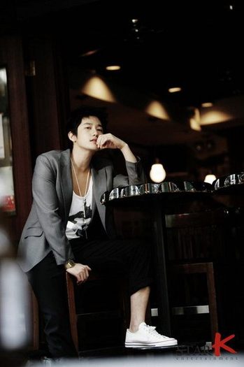 parkshihoo080618007 - a---park shi hoo---a