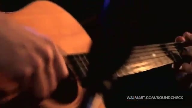 Avril Lavigne-Smile Walmart 0722 - Avril - Lavigne - live - Smile - on - Walmart - part2