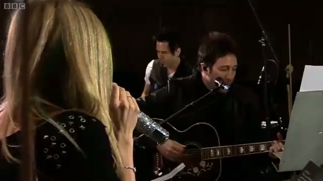 Avril Lavigne TikTok 0464 - Avril - Lavigne - live - Tik Tok - Kesha - Cover - on - Radio - part1