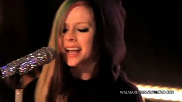 Avril Lavigne-Smile Walmart 0838