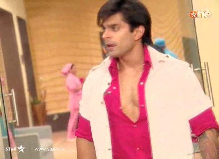 2 (42) - DILL MILL GAYYE KaSh As Arsh Hospital Scene