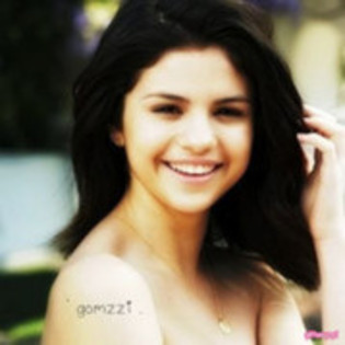 42257533_TPQPOGBBS - Selena Gomez