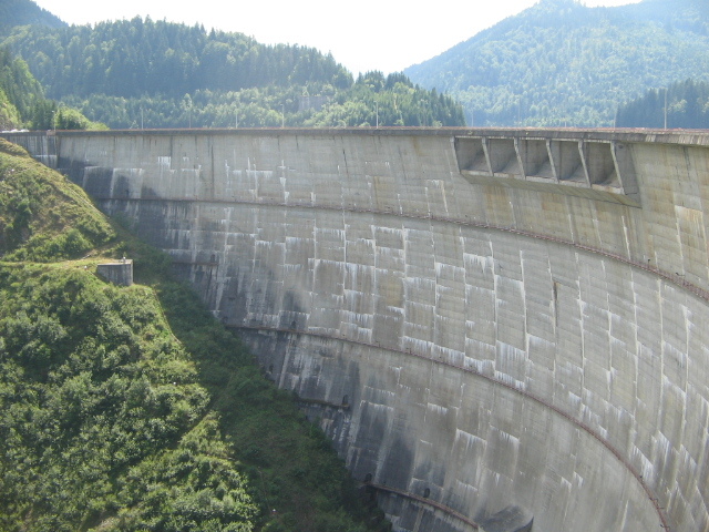 IMG_5259; Barajul lacului Drăgan
