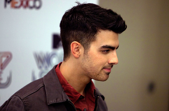 Joe+Jonas+2011+MTV+World+Stage+Mexico+Press+tMHJzs2u1H0l