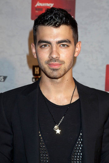 Joe+Jonas+MTV+Concert+Benefit+Lifebeat+ctBIHoRXTbXl