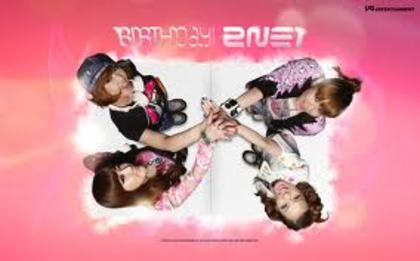 120790751311na5 - 2ne1