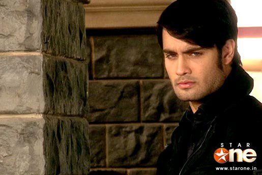 180856_152645838122332_115358885184361_246638_4404470_n - xxVivian Dsena-Abhayxx