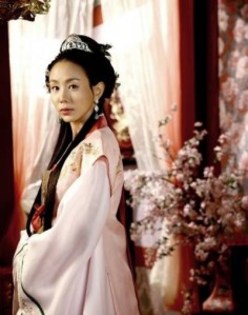 parkyejinprincessinqueenseondeok - SECRETELE DE LA PALAT