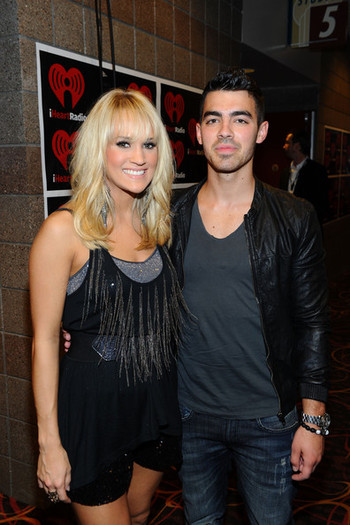 Joe+Jonas+iHeartRadio+Music+Festival+Day+1+BTl9791pl7Xl