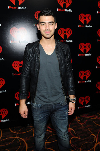 Joe+Jonas+iHeartRadio+Music+Festival+Day+1+K5ip_DocjABl