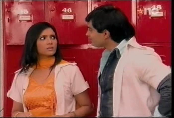 1 (78) - DILL MILL GAYYE  KaSh As AR Leg Holding I Scene Caps